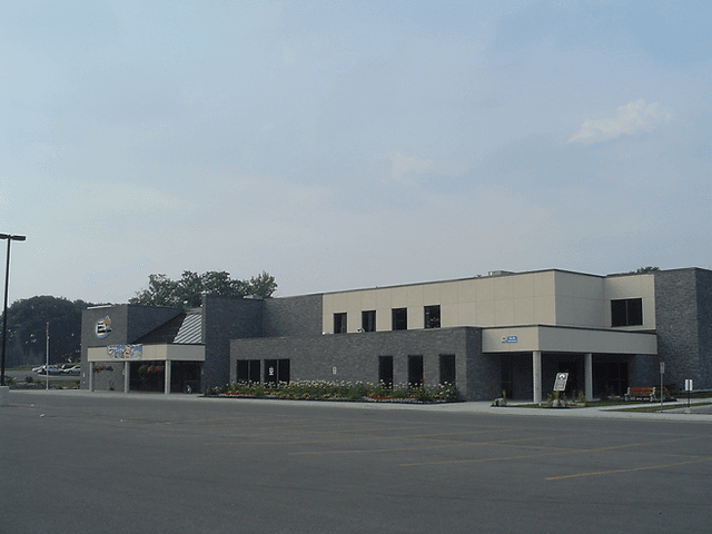 Askennonia Senior Centre - Photo 1