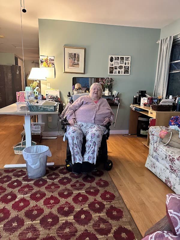 Senior comfort care(in home care services, Psw and caregivers) - Photo 3