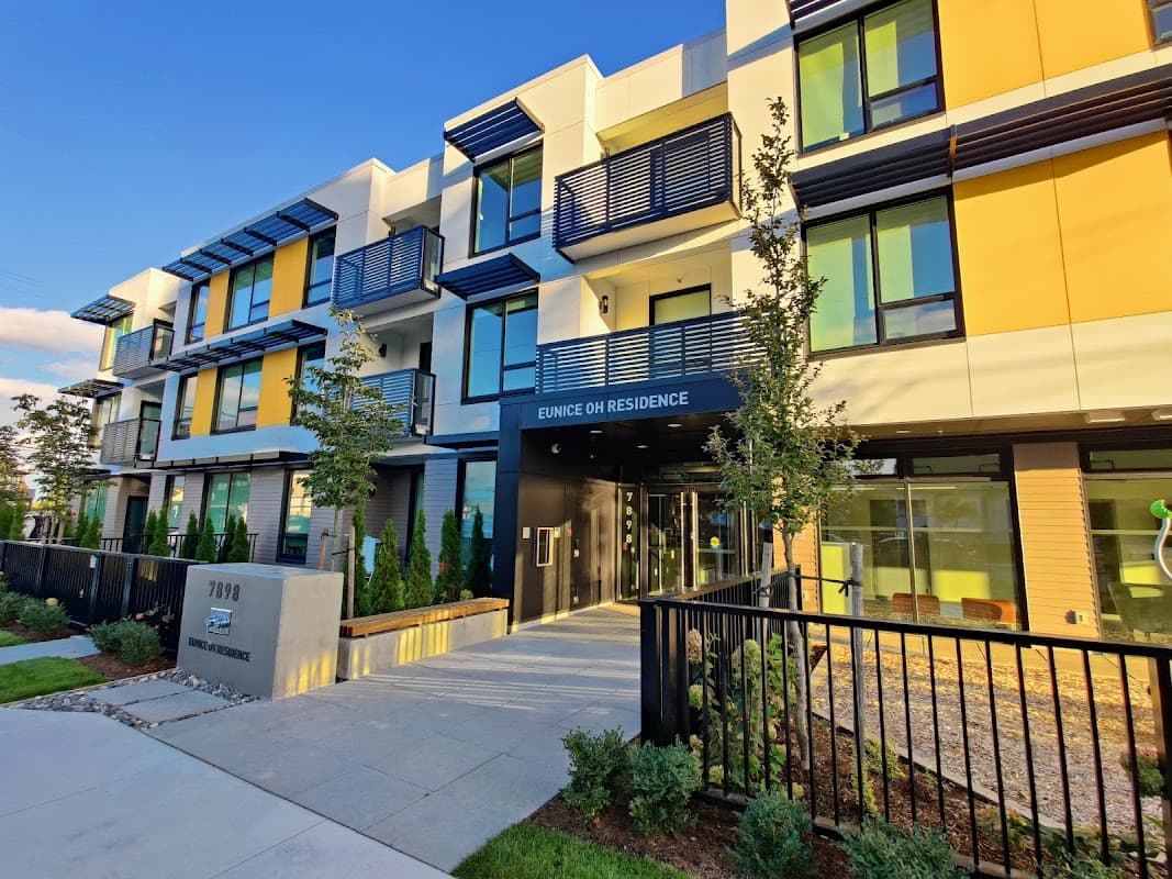 Eunice Oh Residence - Photo 1