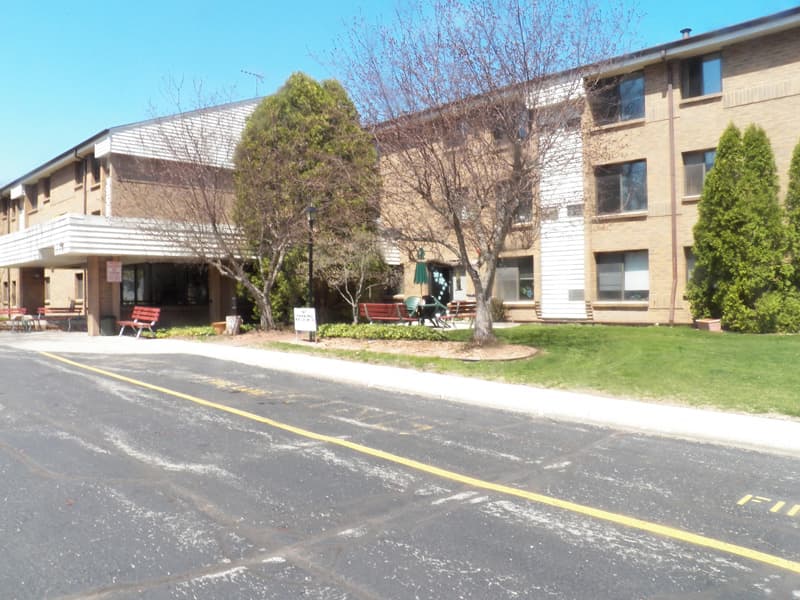 Bayview Heights Manor - Photo 1