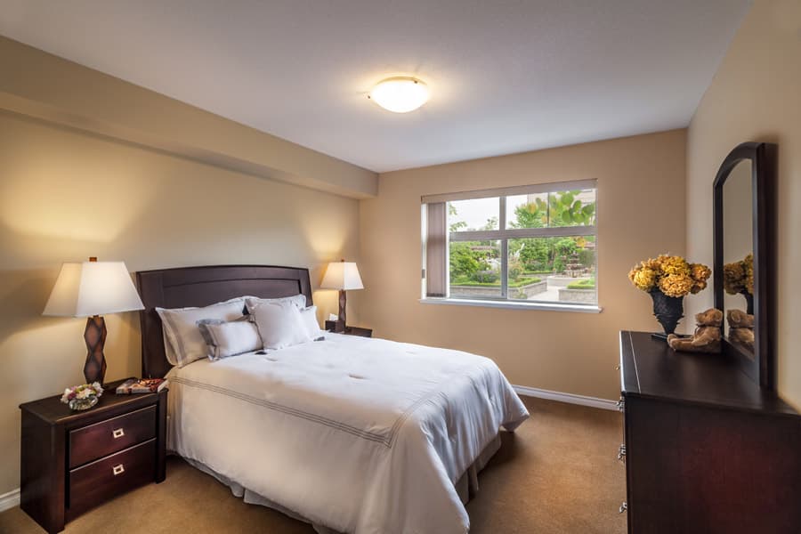 Venvi Renaissance Langley Retirement Living - Photo 2