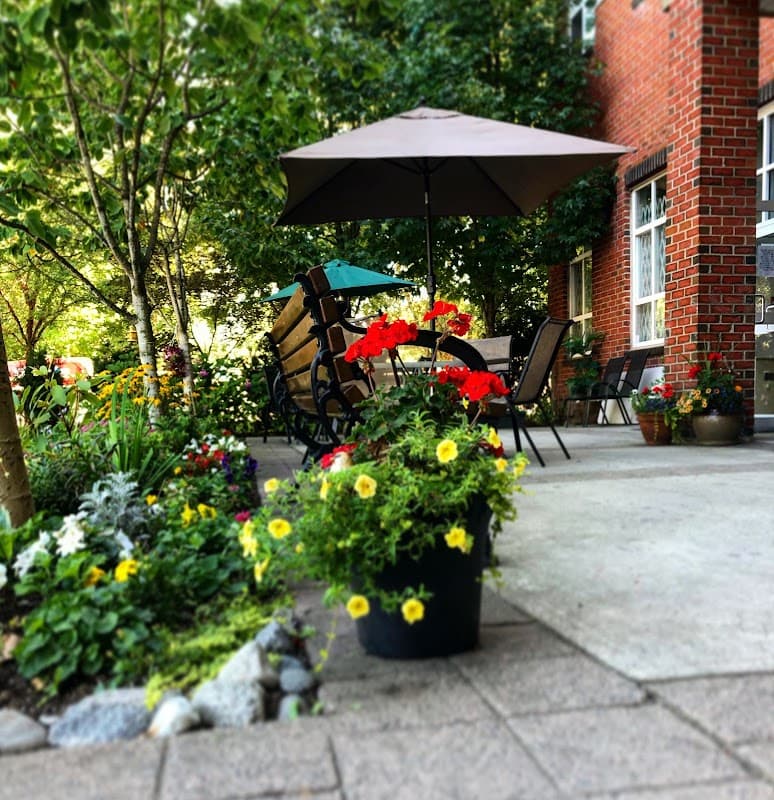 RJ Kent: The Residences - Photo 1