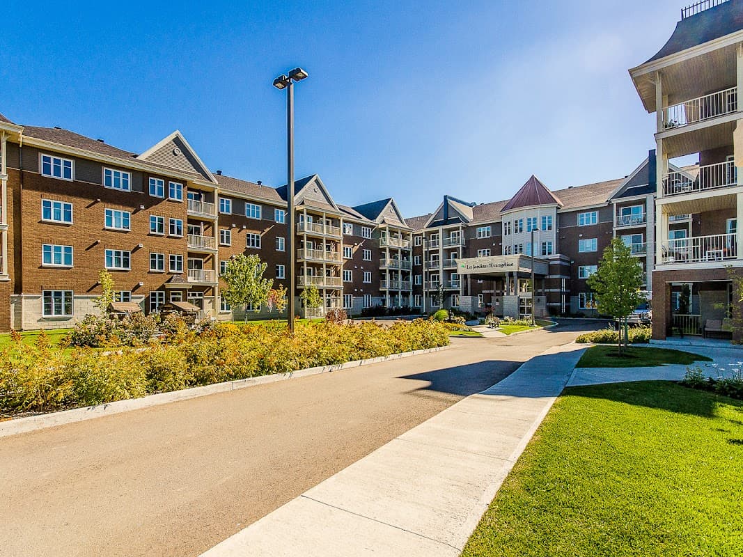 Bradgate Arms - Photo 1