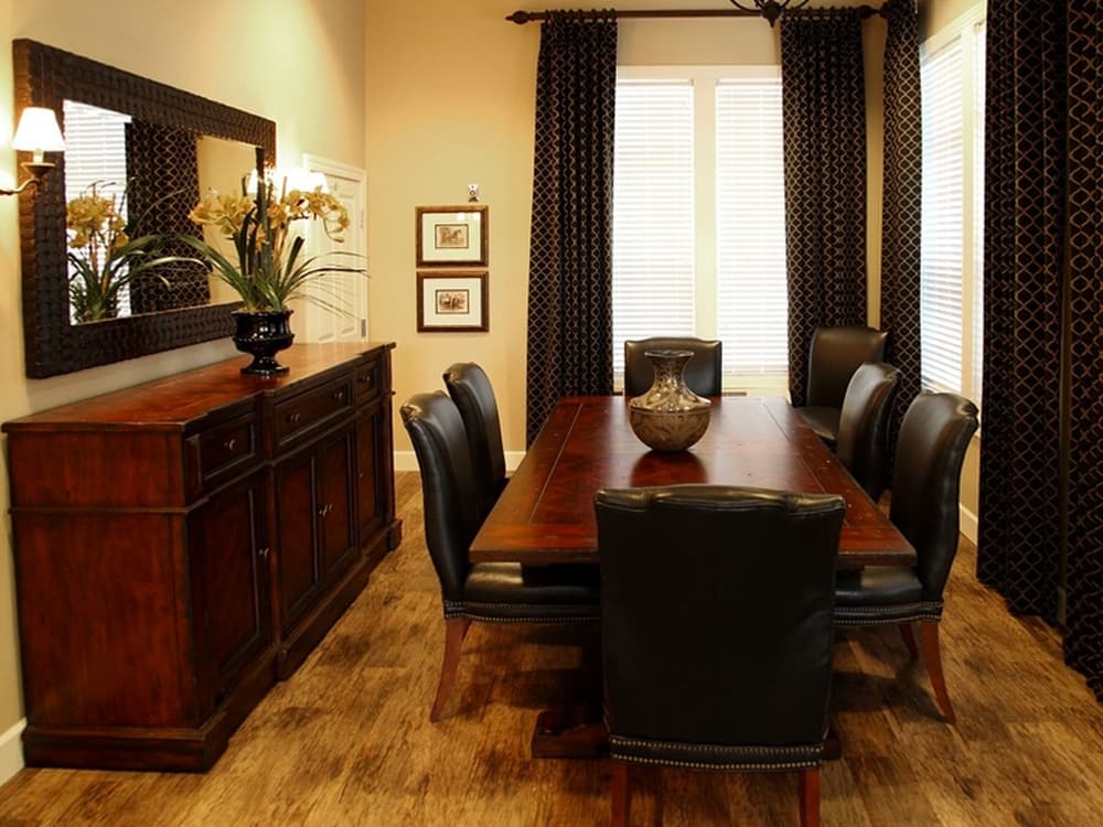 The Russell Hill Retirement Residence - Photo 3