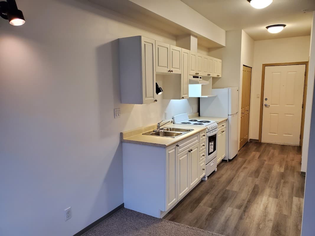 Dogwood Manor - Photo 1