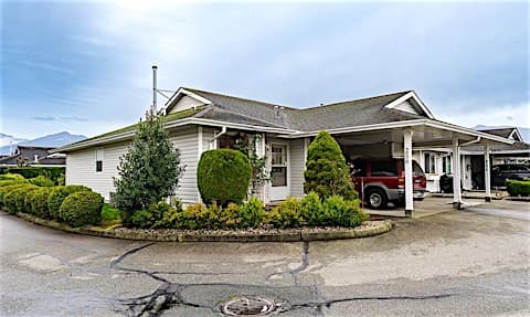 Cottonwood Village - Photo 1