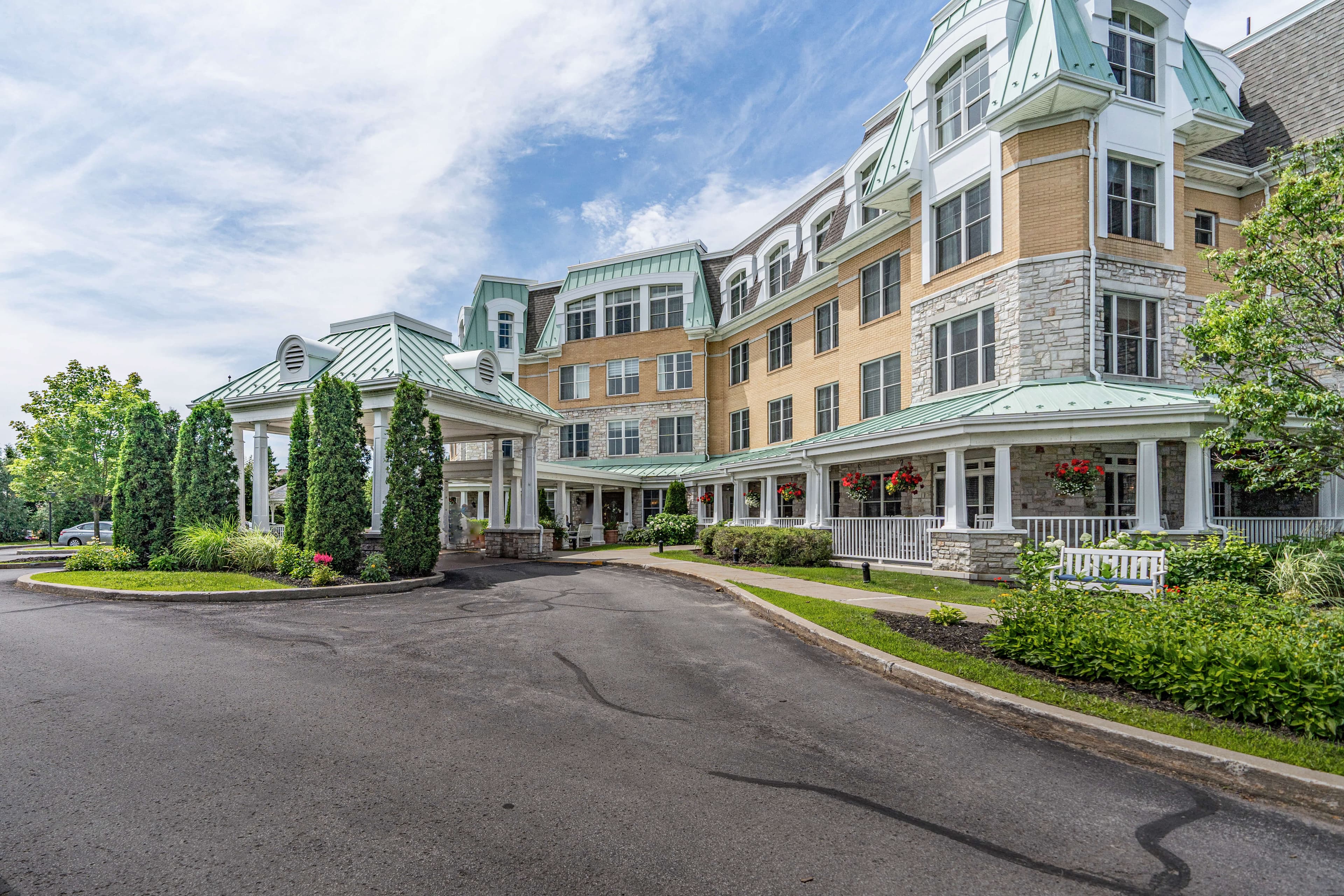 Pavillon Blainville - Photo 1