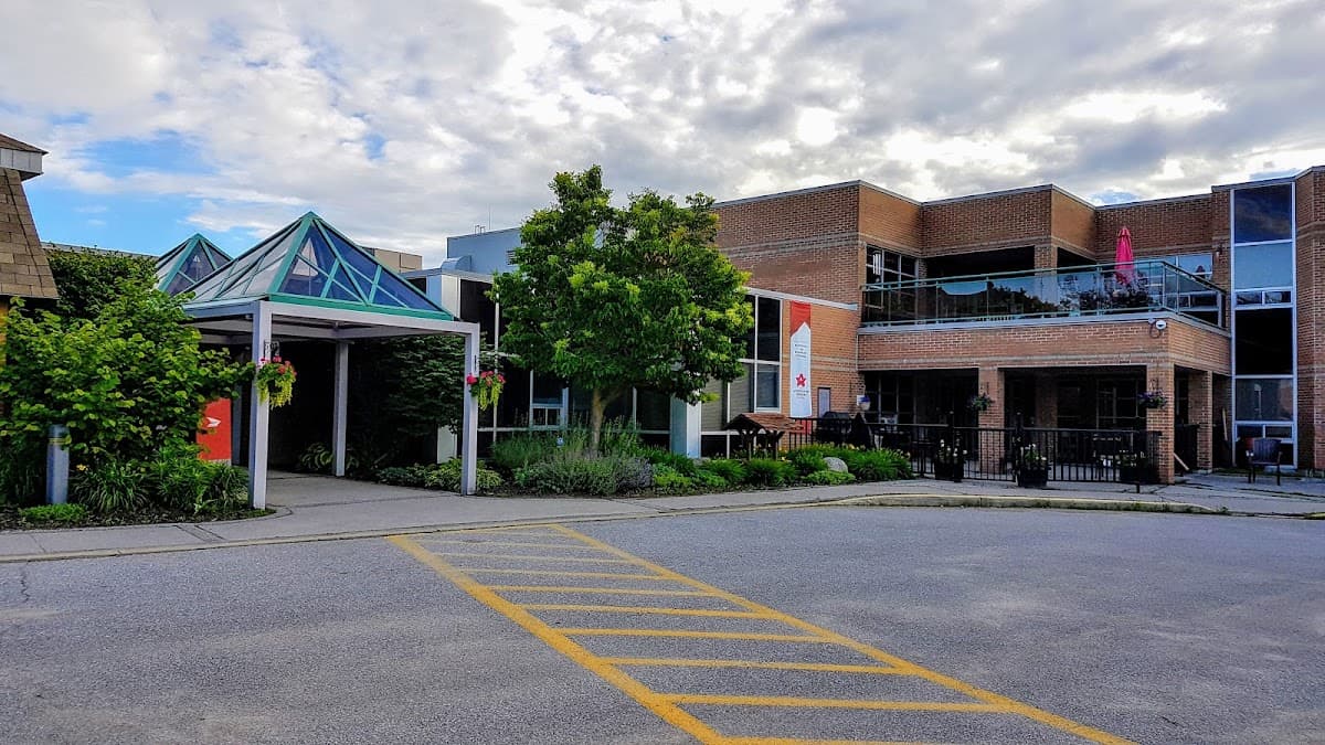 Trillium Manor - Photo 1