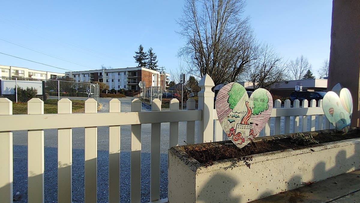 Cottage and Worthington Pavilion - Photo 2