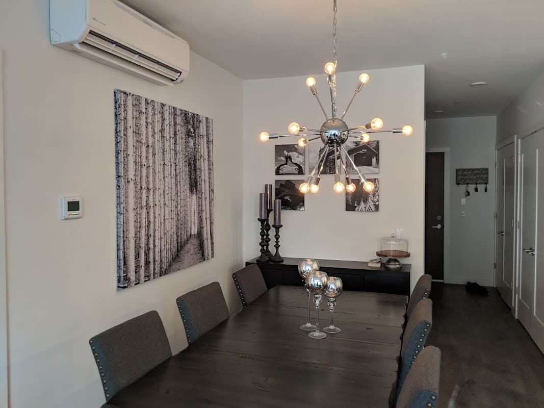 The Residences at Gateway - Photo 2