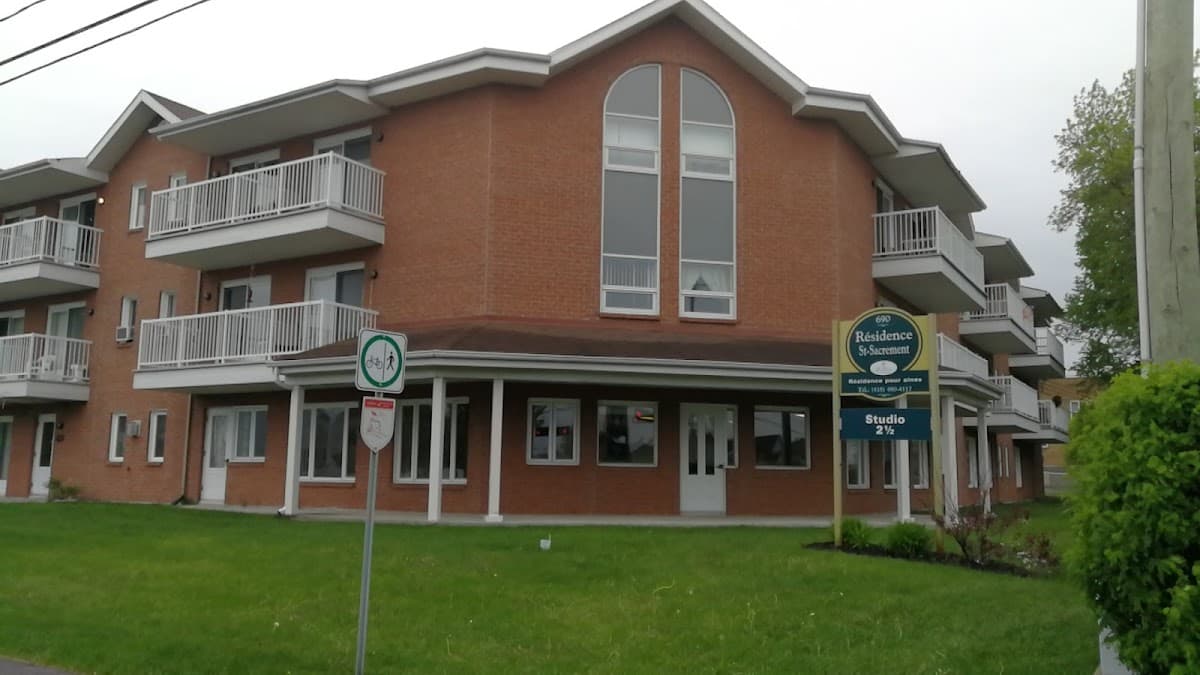 Residence St-Sacrement - Photo 1