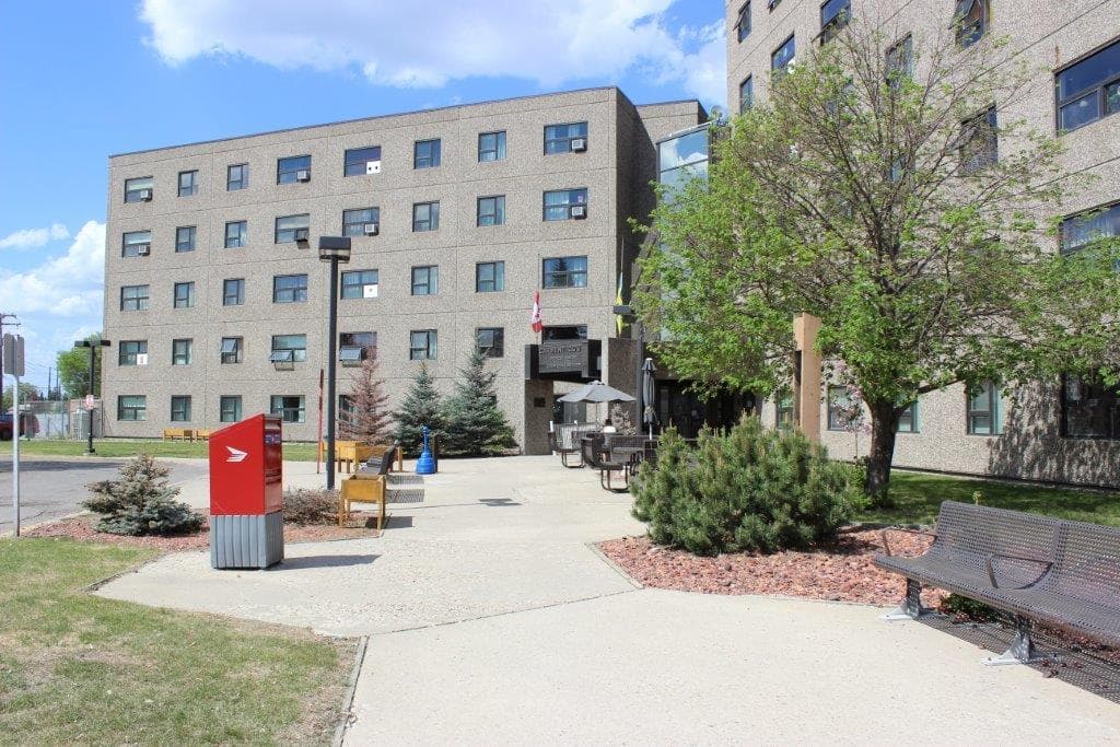 Carment Court - Photo 1