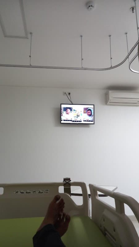 Continuing Care Centre - Photo 2