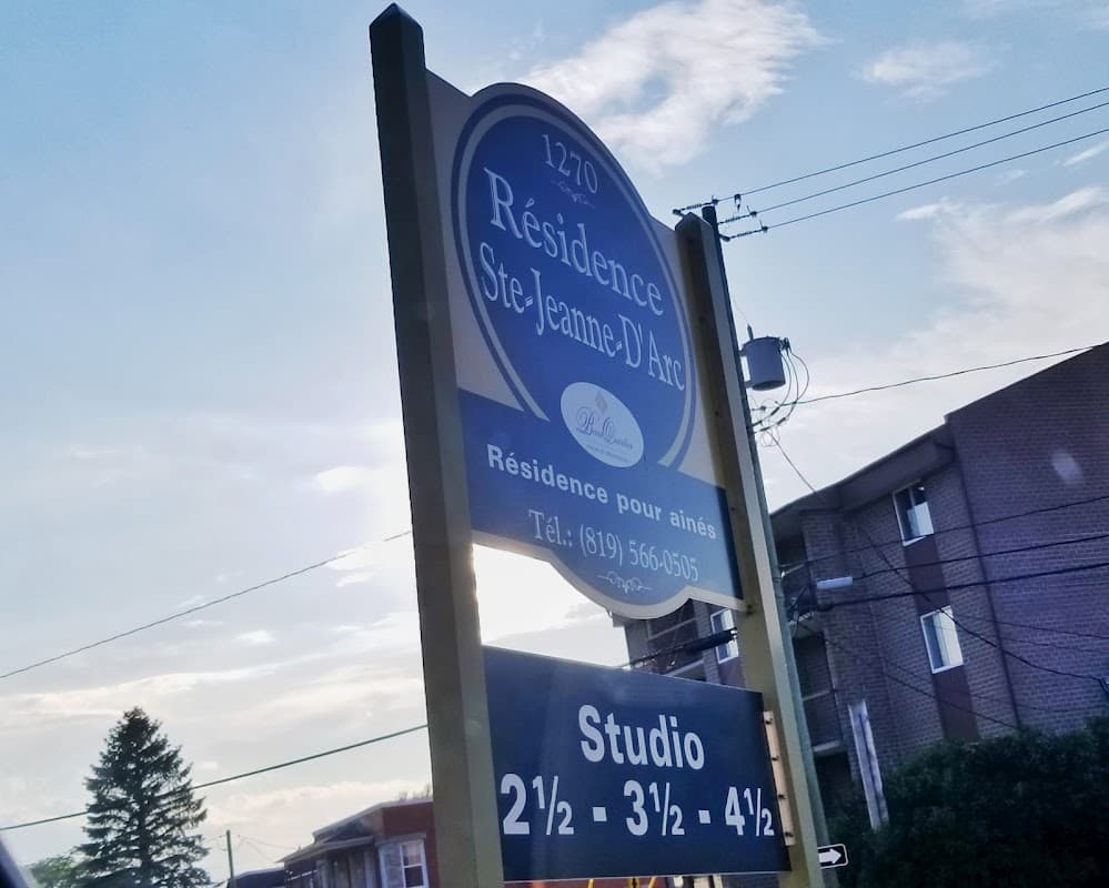 Residence Sainte-Jeanne-D'Arc - Photo 1