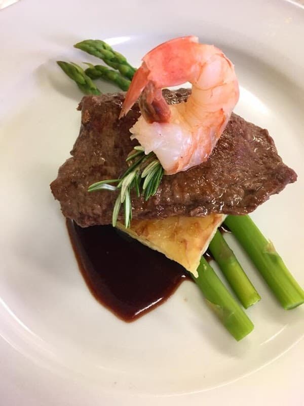 The Victorian - Photo 3