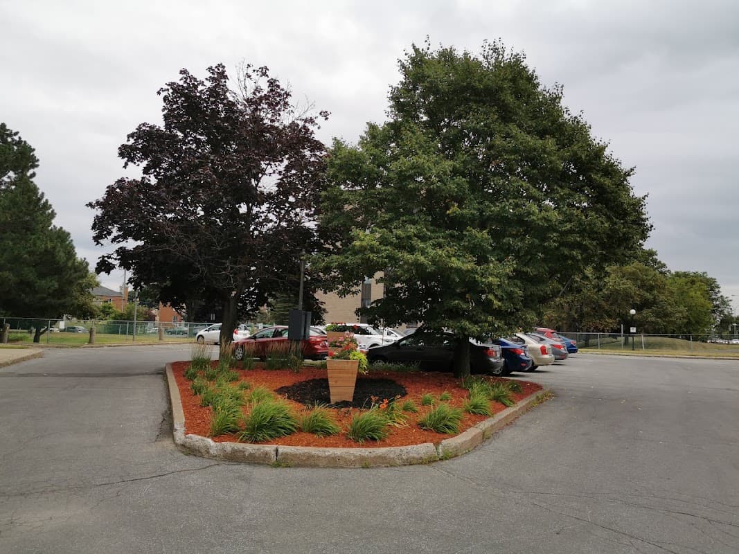 Manoir Cardinal Inc - Photo 2