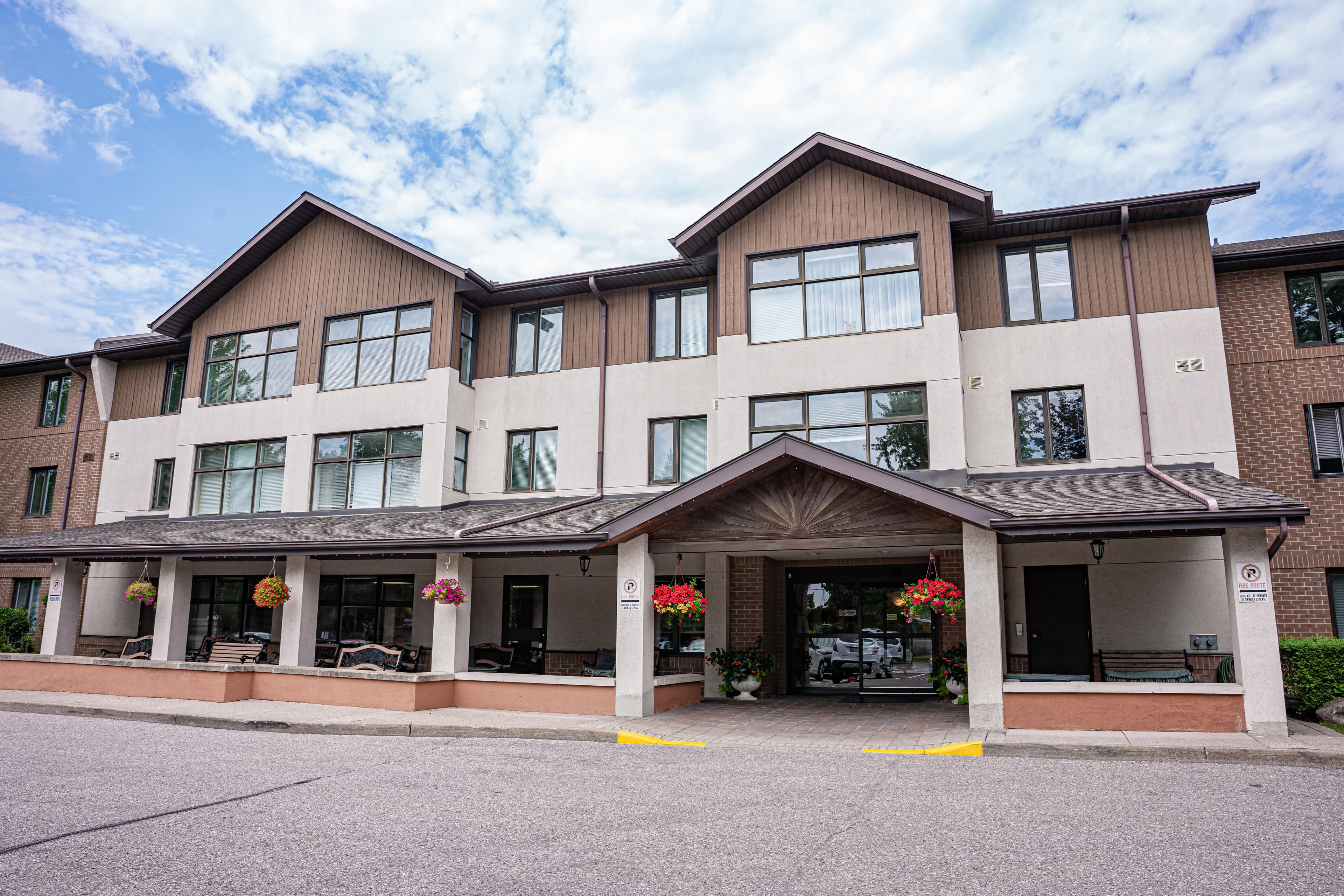 Lindenhaus - Photo 1