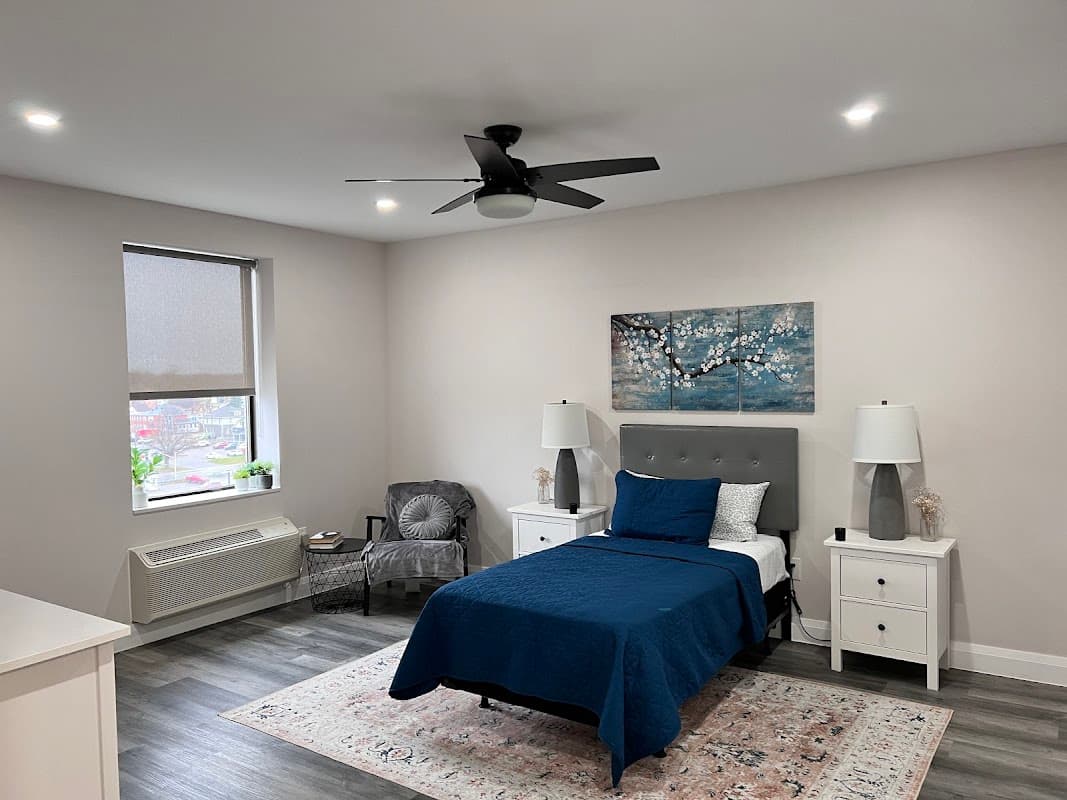 Windsor Place Retirement Residence - Photo 2