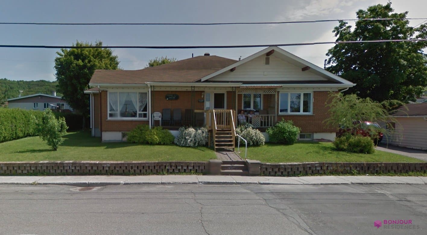 Residence De La Grande-Baie - Photo 1