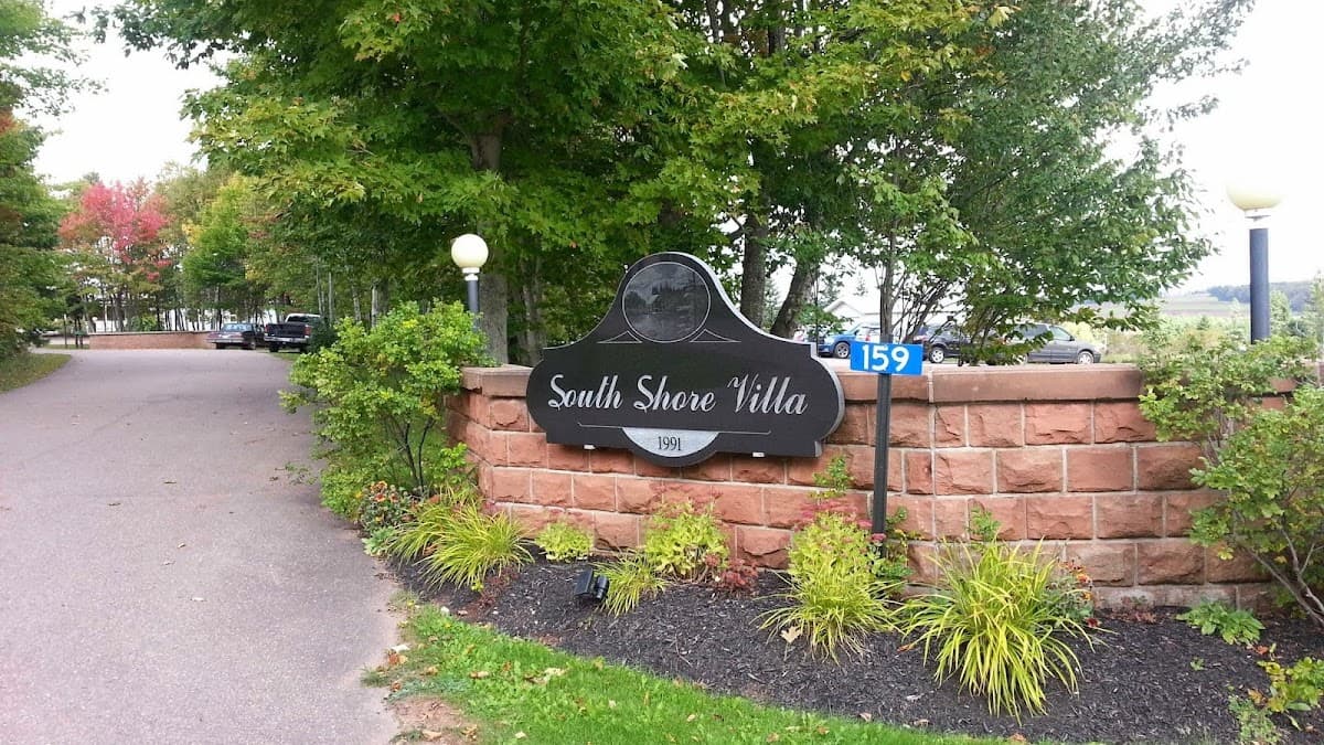 South Shore Villa - Photo 1