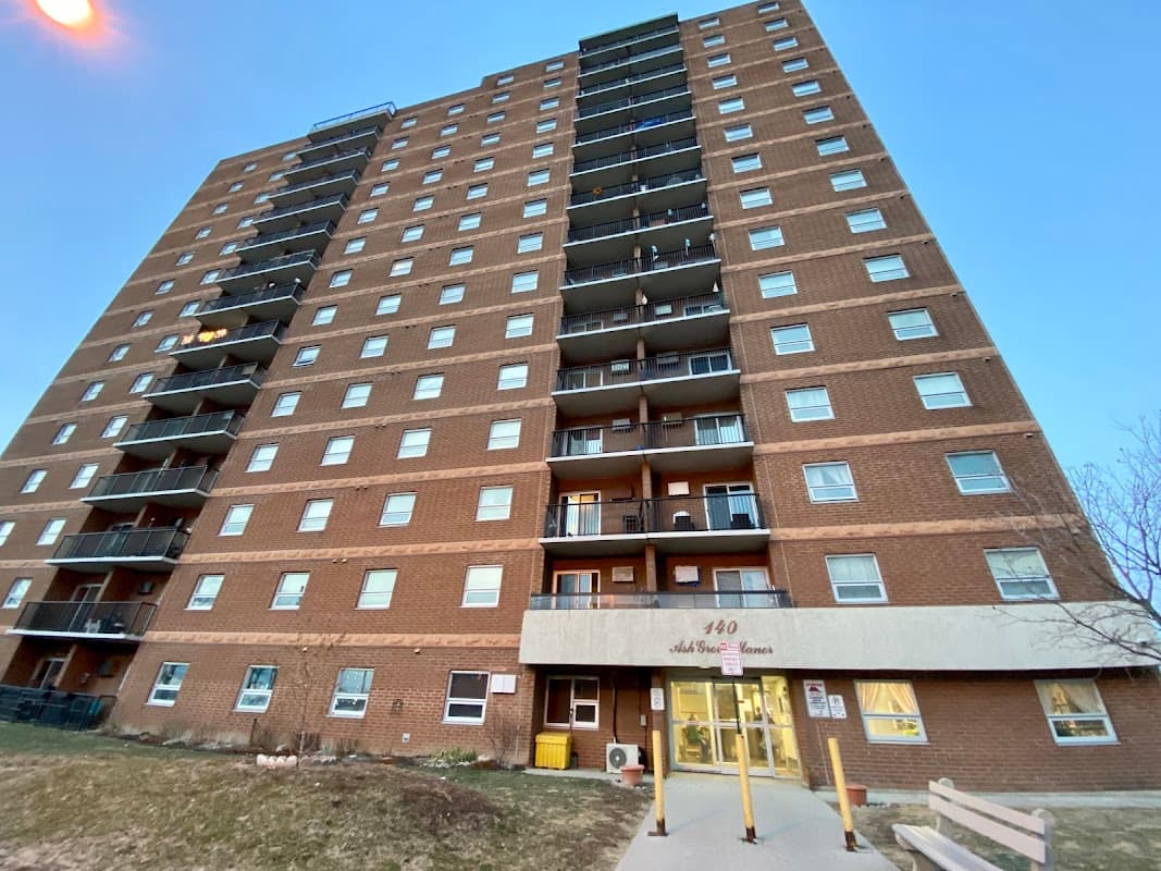 Ashgrove Manor - Photo 1