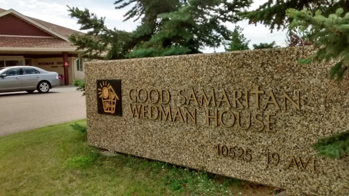 The Good Samaritan Wedman House - Photo 2