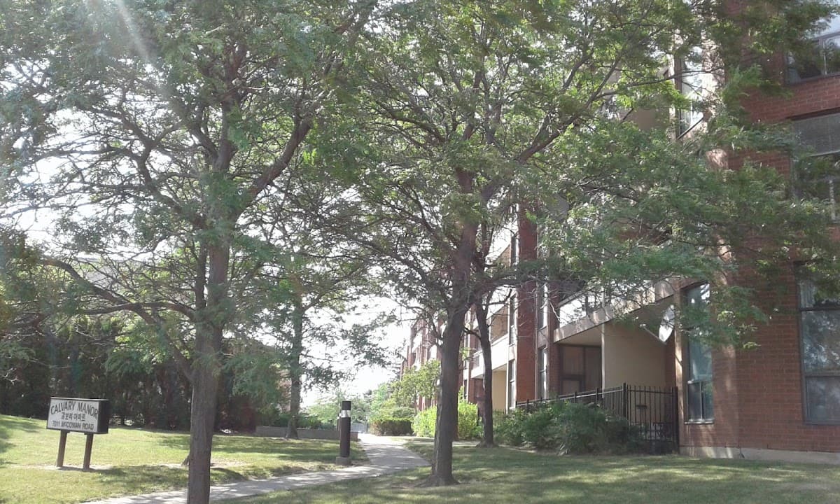 Calvary Manor - Photo 1