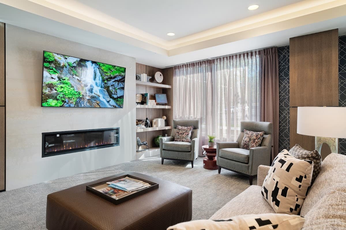 Sunrise at Lonsdale Square - Photo 3