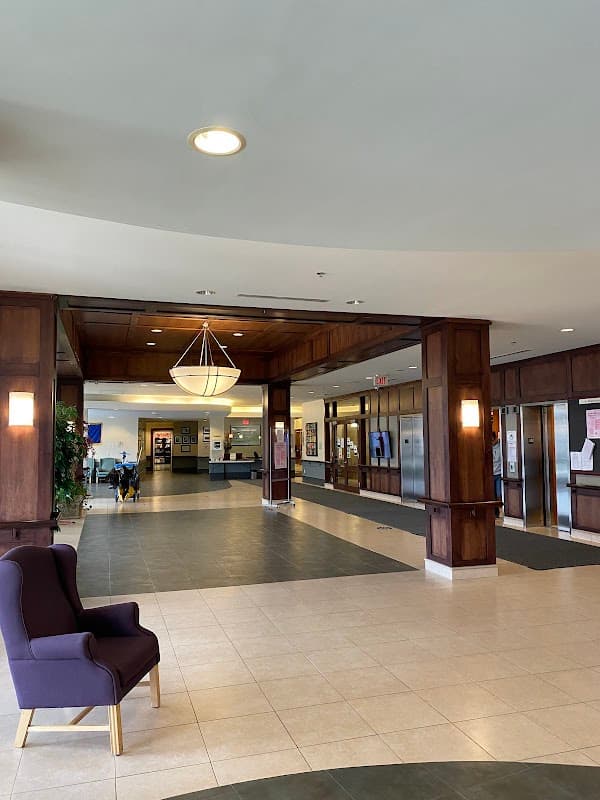 Yee Hong Centre For Geriatric Care 頤康中心 (Mississauga) - Photo 1