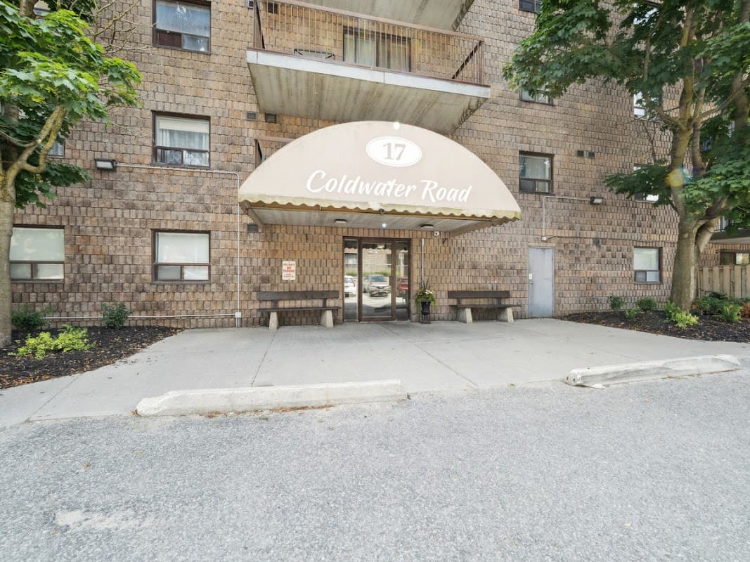 Valleyview Apartments - Photo 1