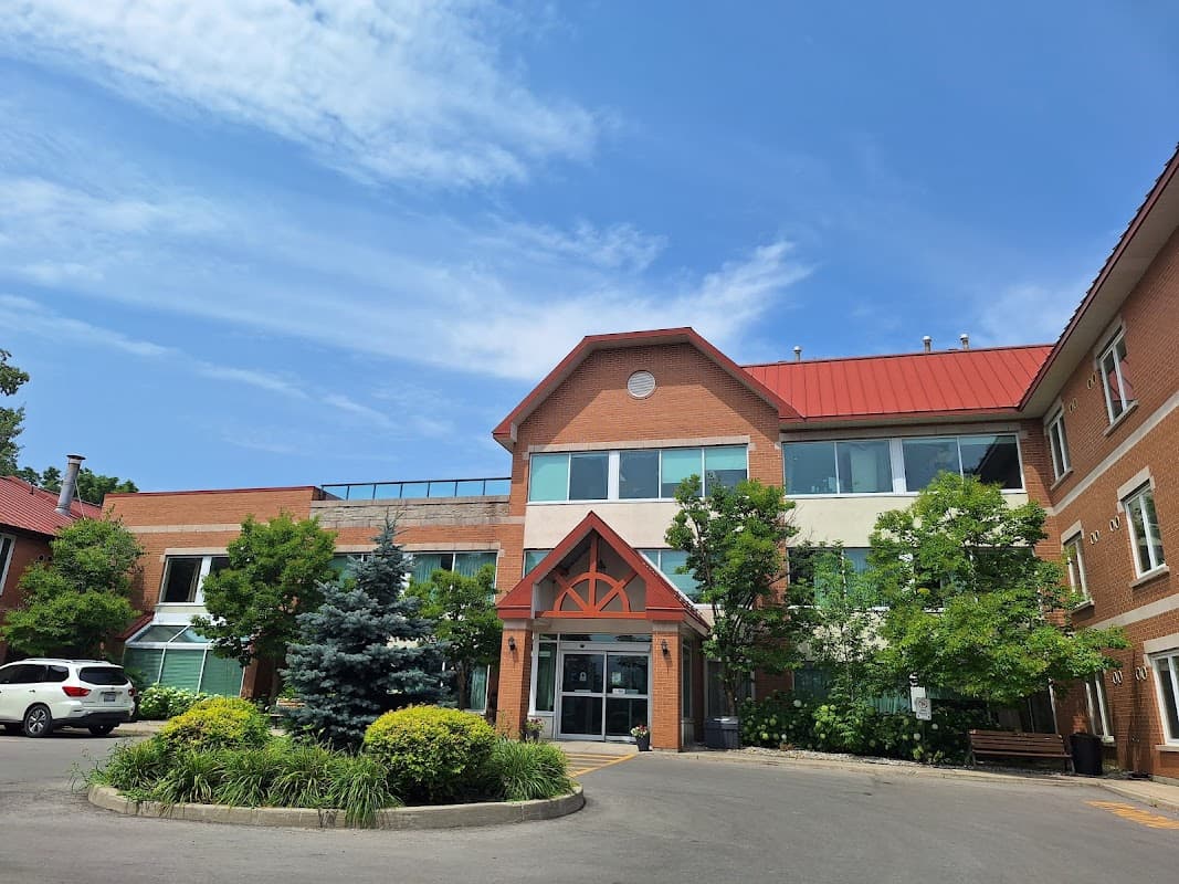 Bloomington Cove Care Community - Photo 2