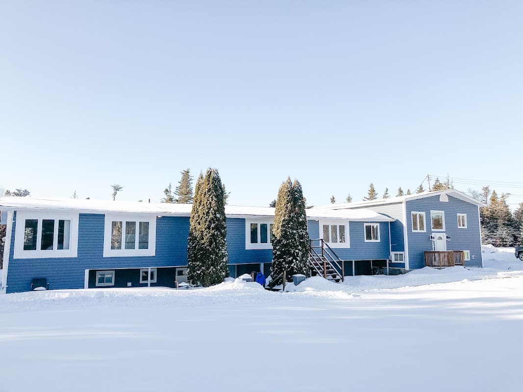 Hi-Haven Manor - Photo 1