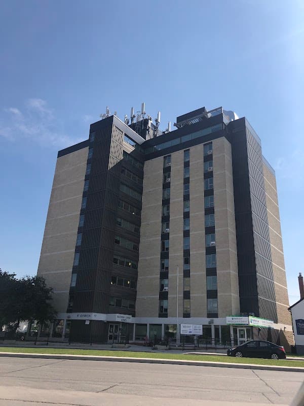 Bluebird Lodge Senior' Residence - Photo 1