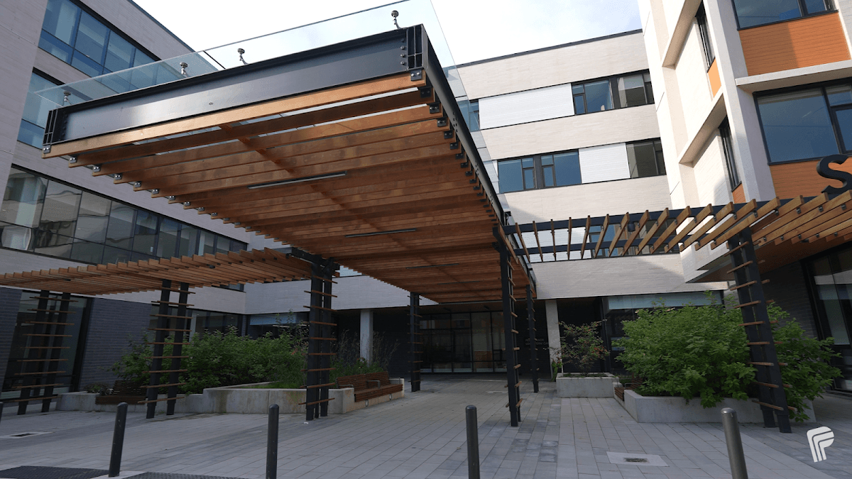 Seniors Health and Wellness Village (SHWV) at Peel Manor - Photo 2