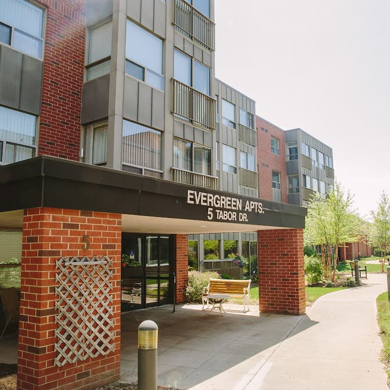 Radiant Care Tabor Manor - Photo 3