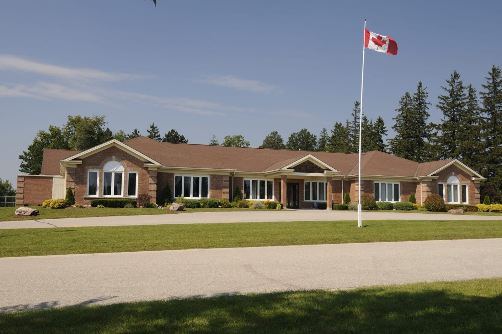 SeniorHome.ca - Pine Meadows