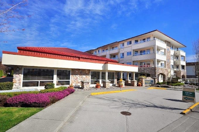 SeniorHome.ca - Society For Christian Care of the Elderly