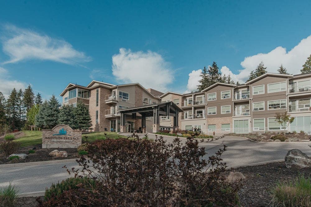 SeniorHome.ca - Coastal Breeze Seniors Community