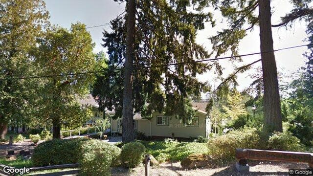 Meadowbrook Seniors Residence (Google Street View)