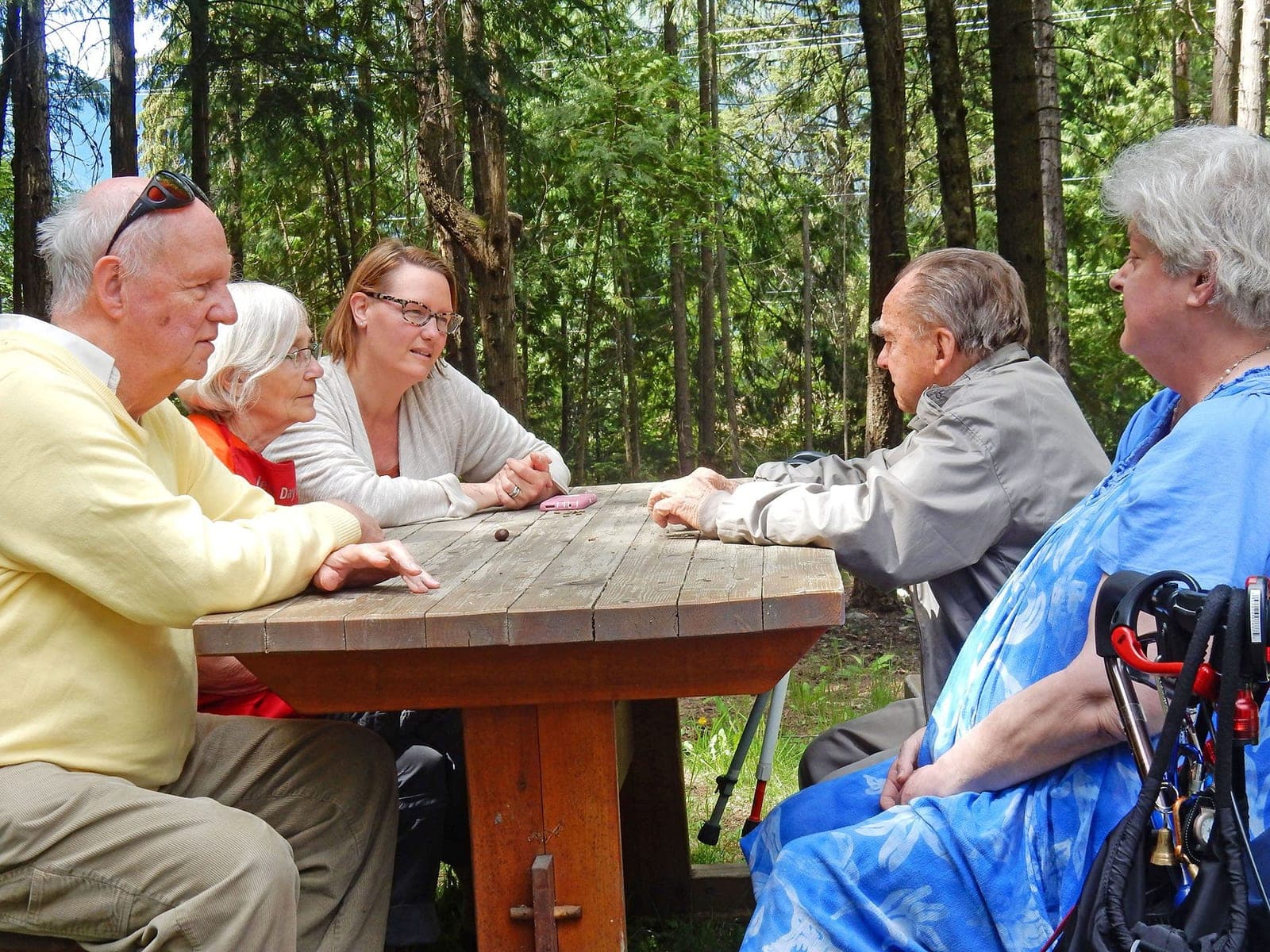 SeniorHome.ca - Nelson & District Hospice Society