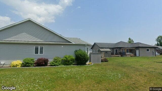 Lakepoint Village (Google Street View)