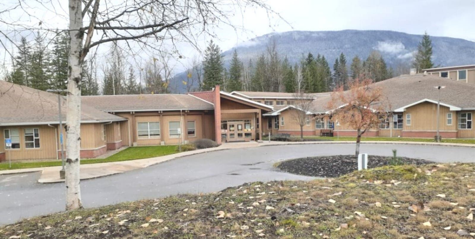 SeniorHome.ca - Mt. Cartier Court