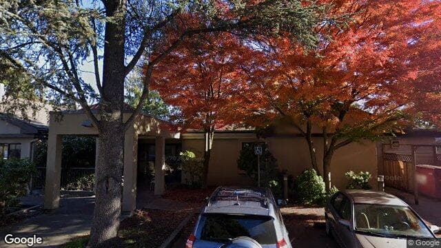 Pioneer House (Google Street View)