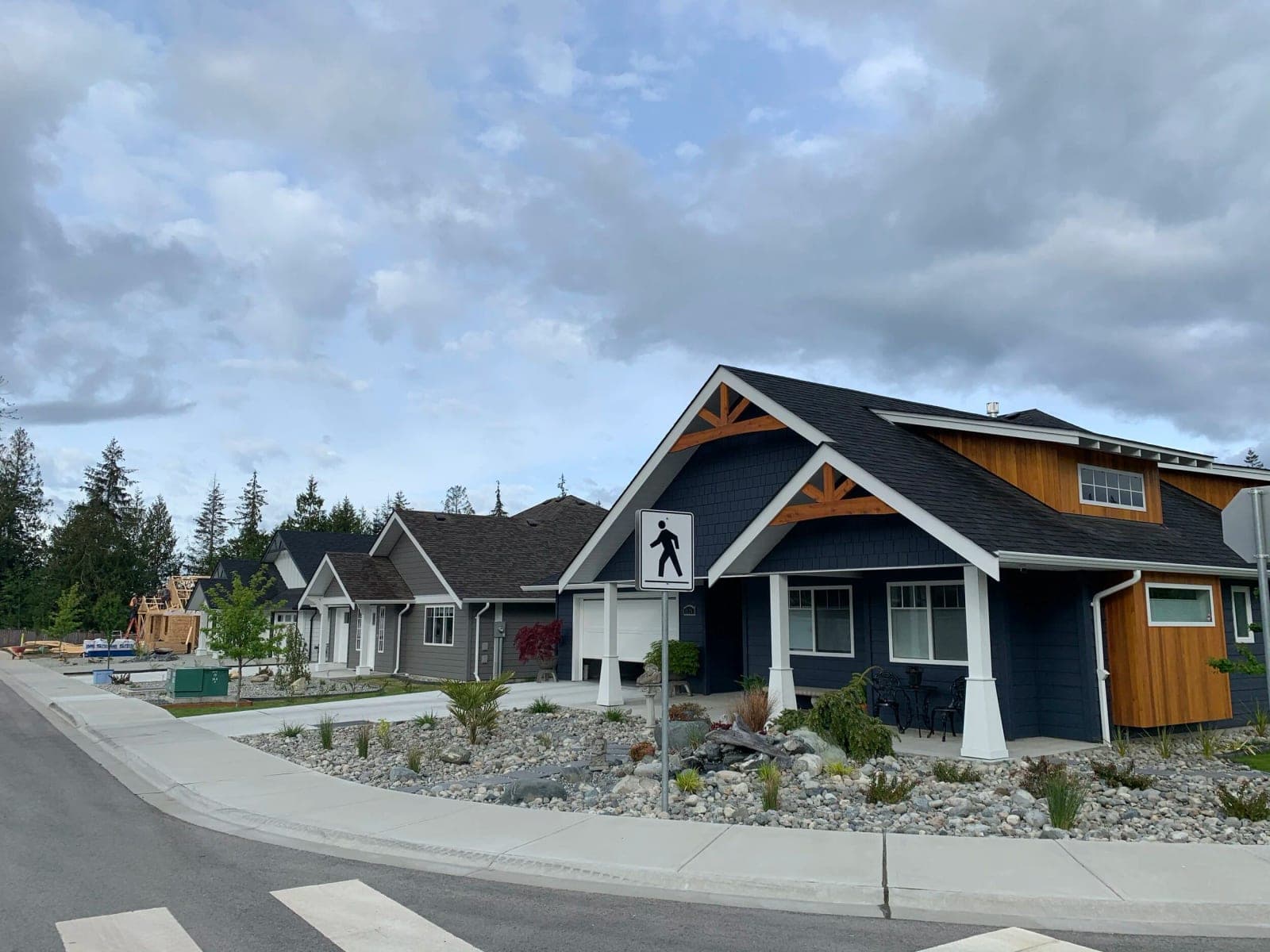 SeniorHome.ca - Redonda Crescent Residence