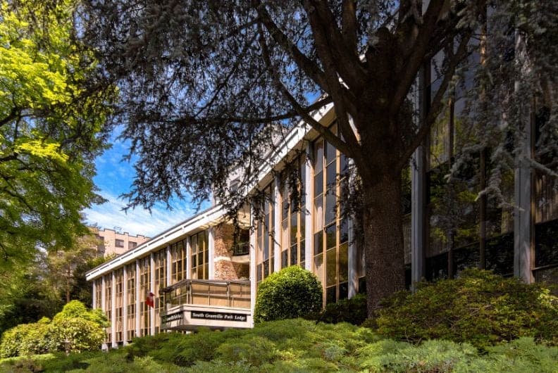 SeniorHome.ca - South Granville Park Lodge