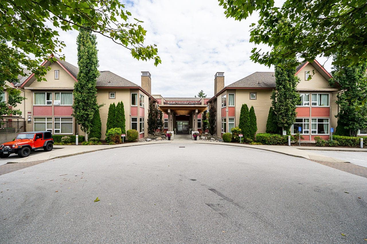 SeniorHome.ca - Suncreek Village