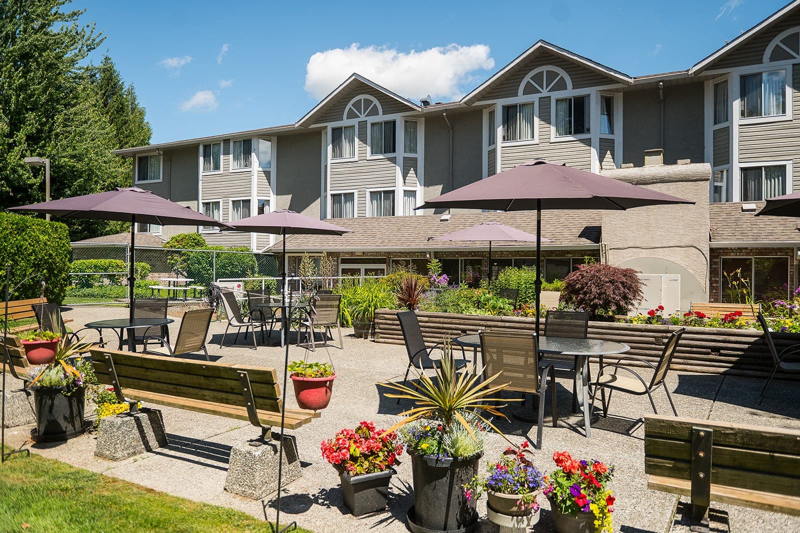 SeniorHome.ca - Bevan Village