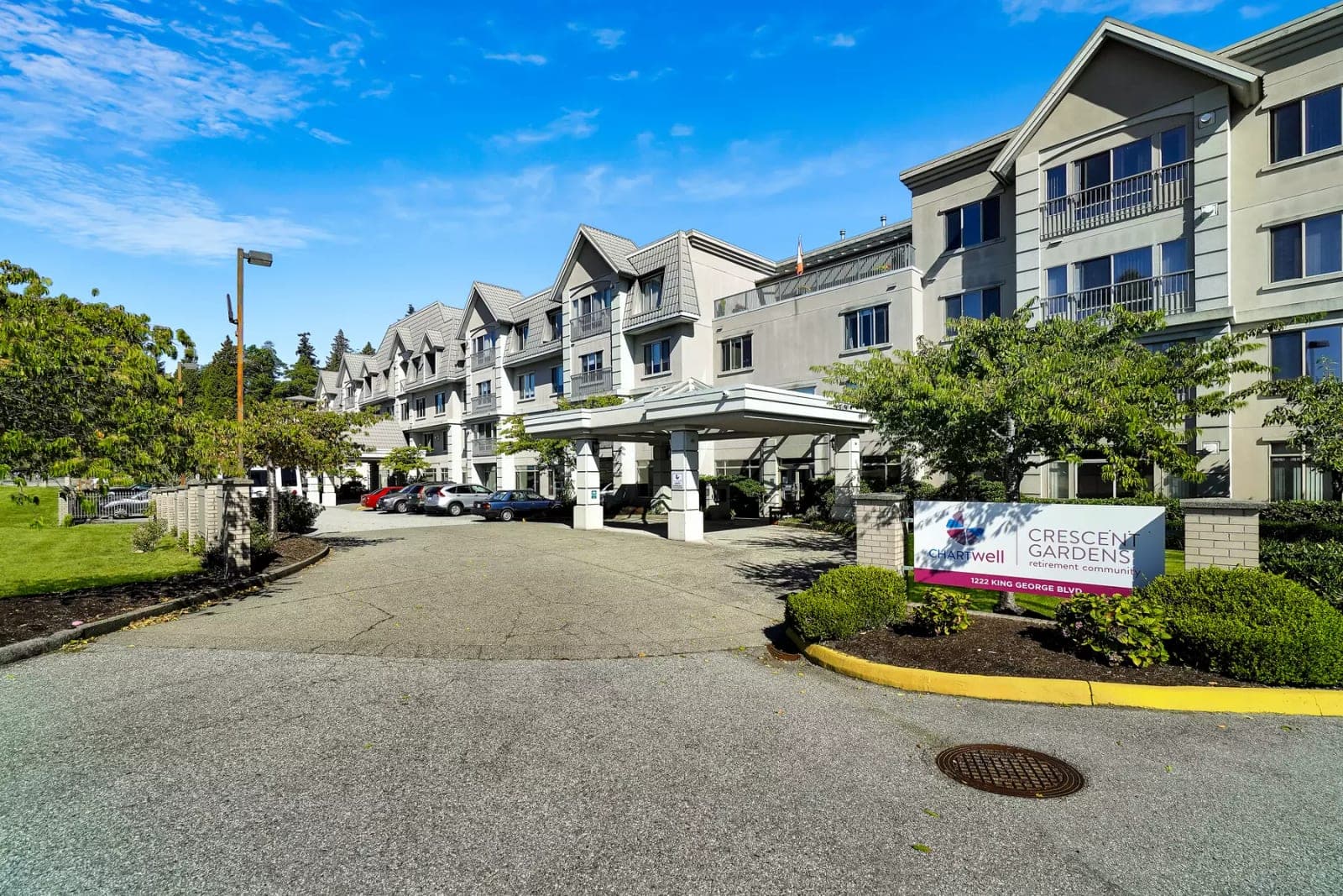 SeniorHome.ca - Crescent Gardens