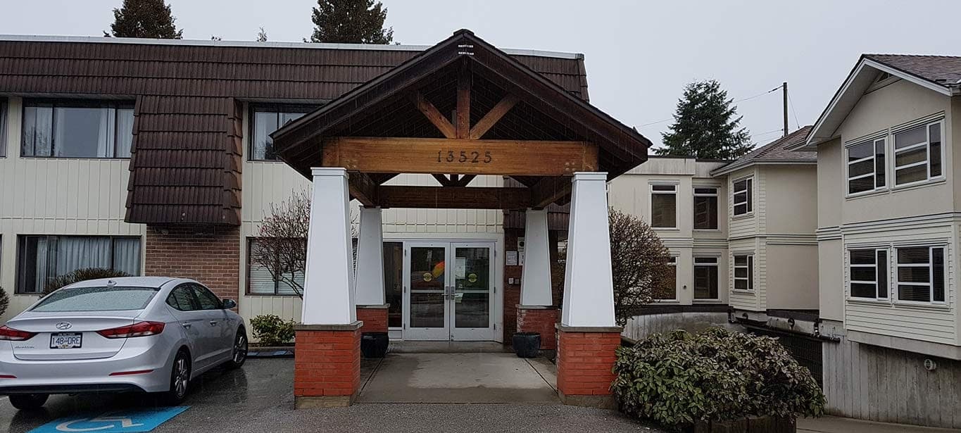 SeniorHome.ca - Hilton Villa Care Centre