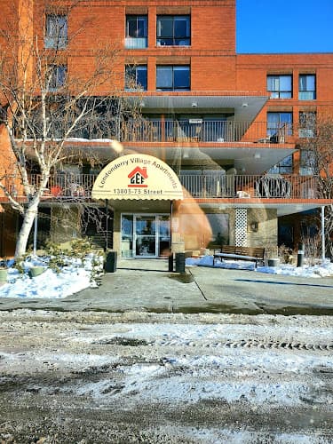 GEF Seniors Housing - Londonderry Village - Photo 1